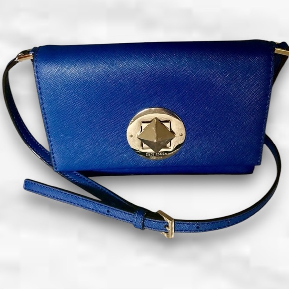 kate spade Handbags - Kate Spade 🪢 Newbury Lane Sally crossbody bag in Blue